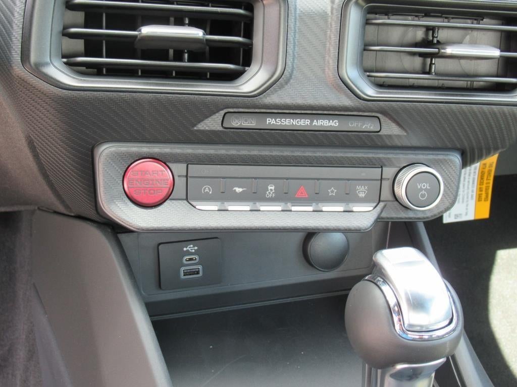 2025 Ford Mustang EcoBoost