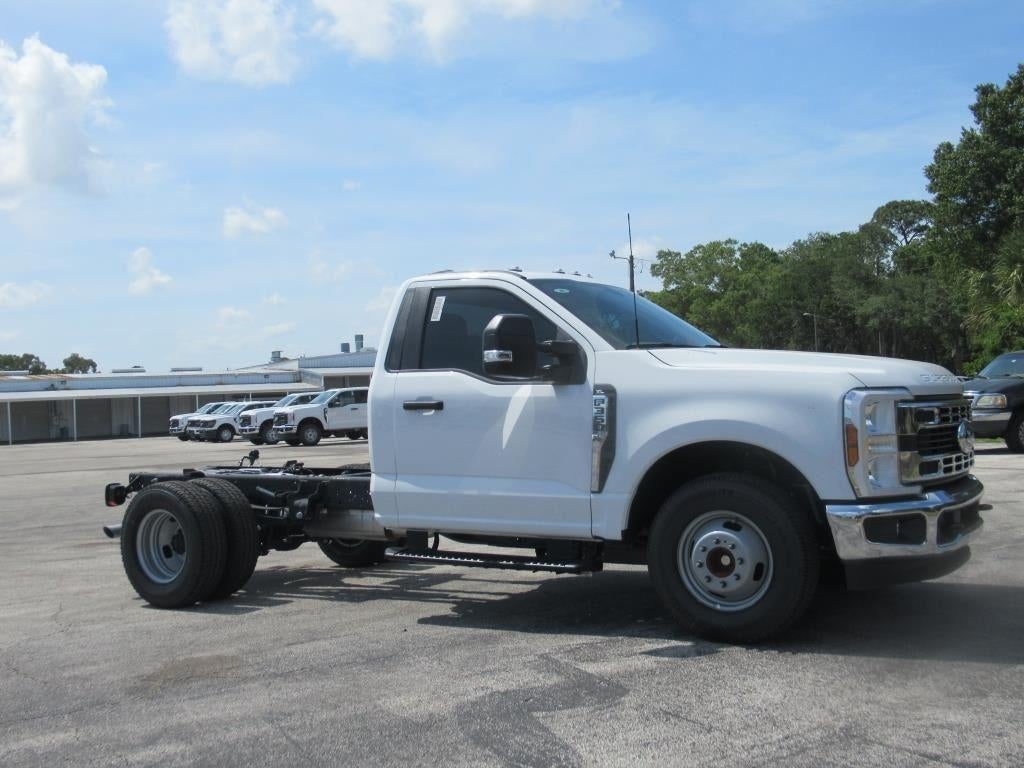 2024 Ford Super Duty F-350 DRW XL