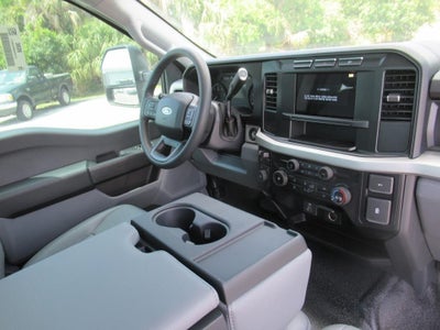 2024 Ford Super Duty F-350 DRW XL