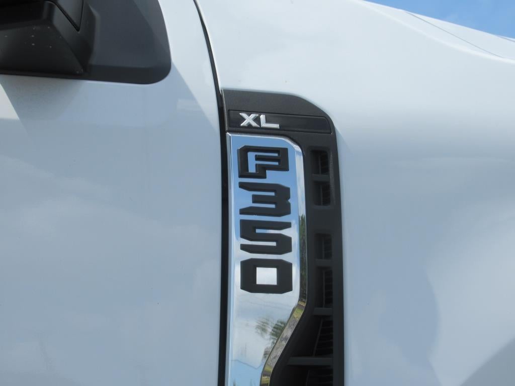 2024 Ford Super Duty F-350 DRW XL