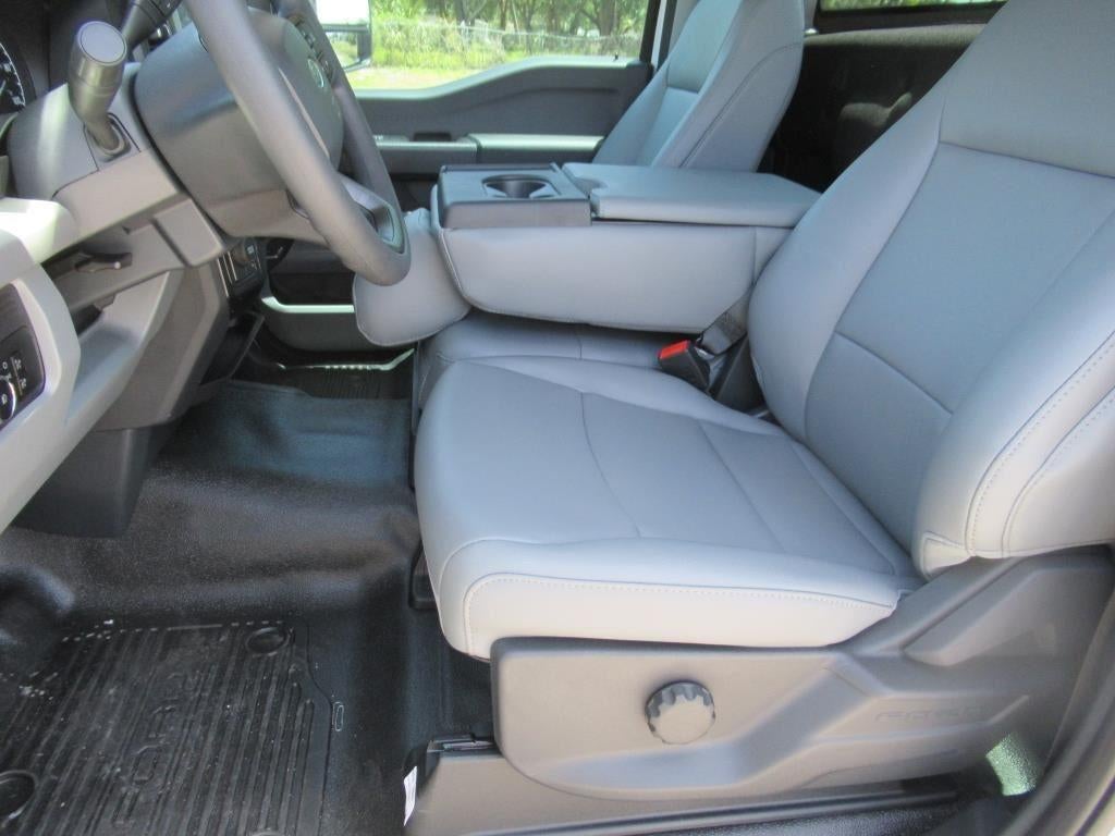 2024 Ford Super Duty F-550 DRW XL