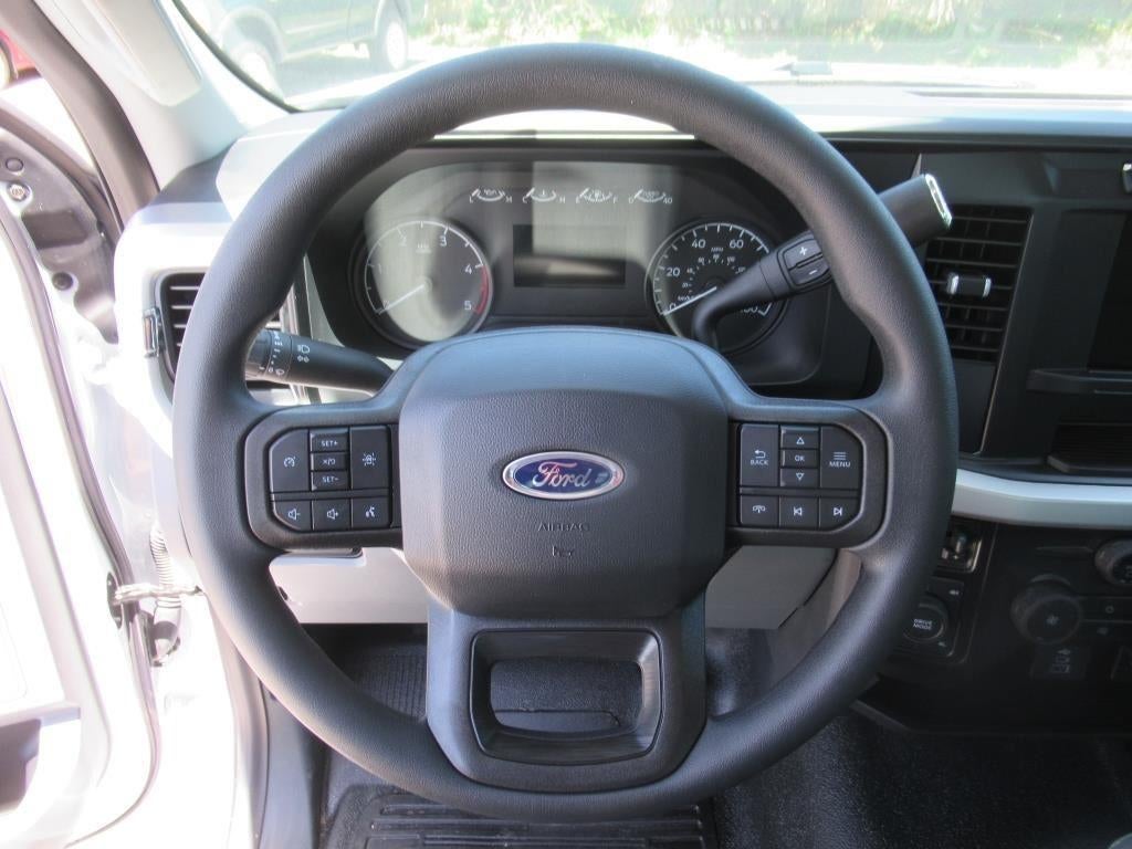 2024 Ford Super Duty F-550 DRW XL