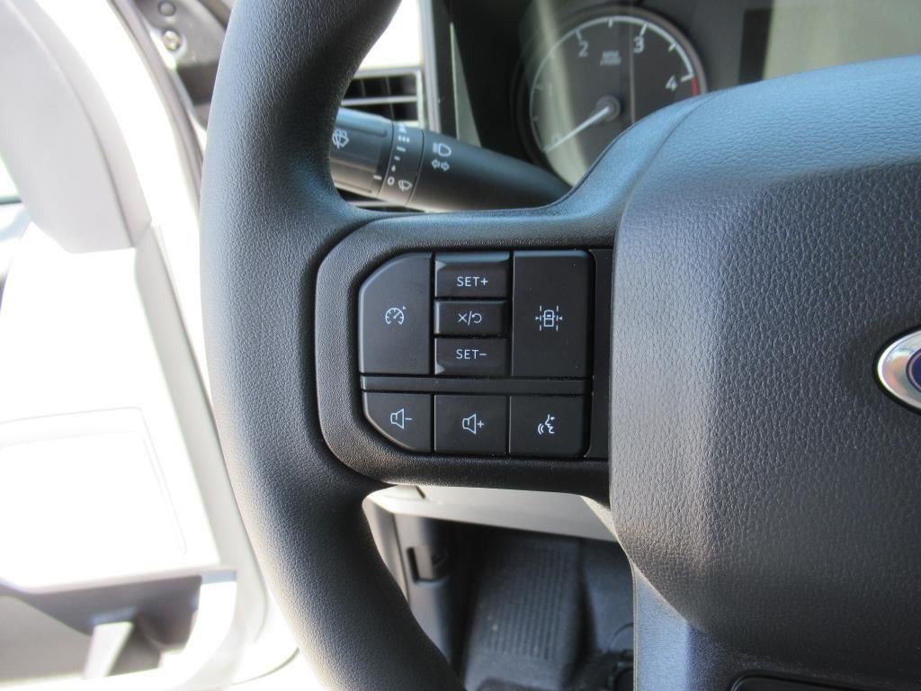 2024 Ford Super Duty F-550 DRW XL