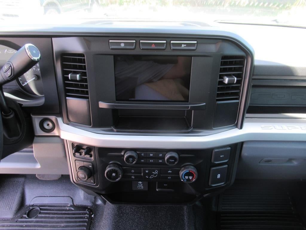 2024 Ford Super Duty F-550 DRW XL