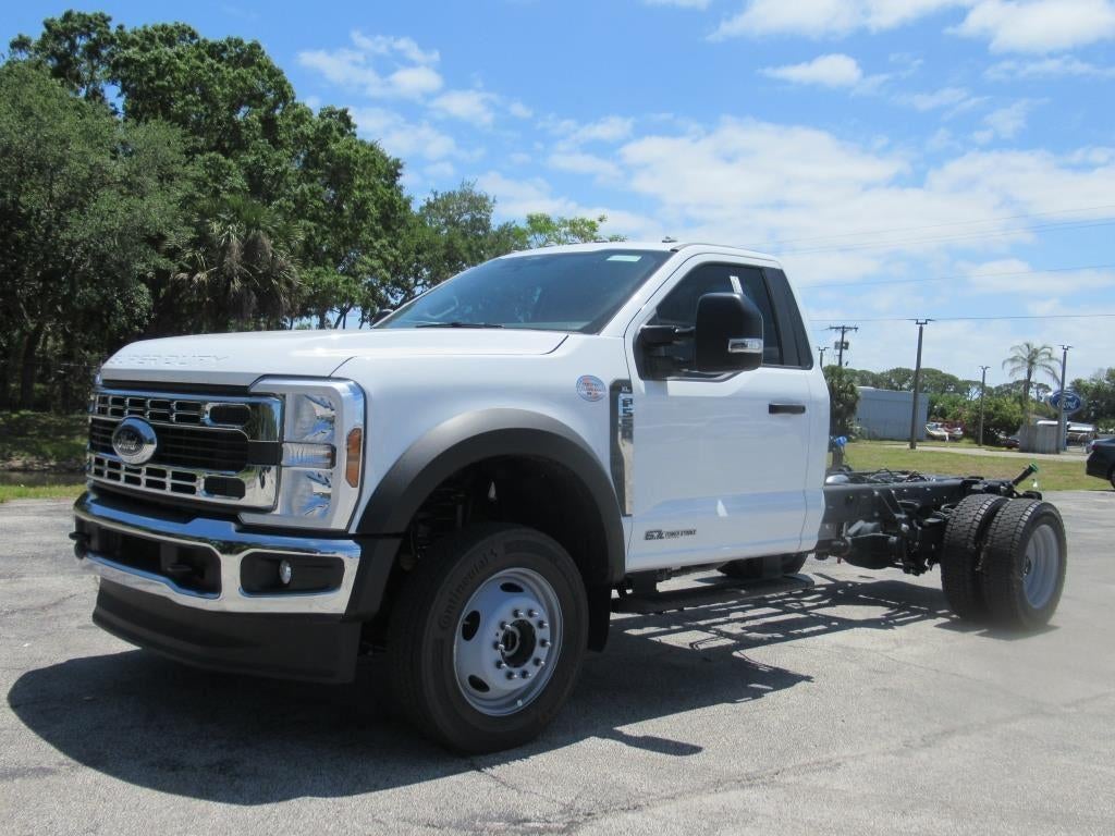 2024 Ford Super Duty F-550 DRW XL