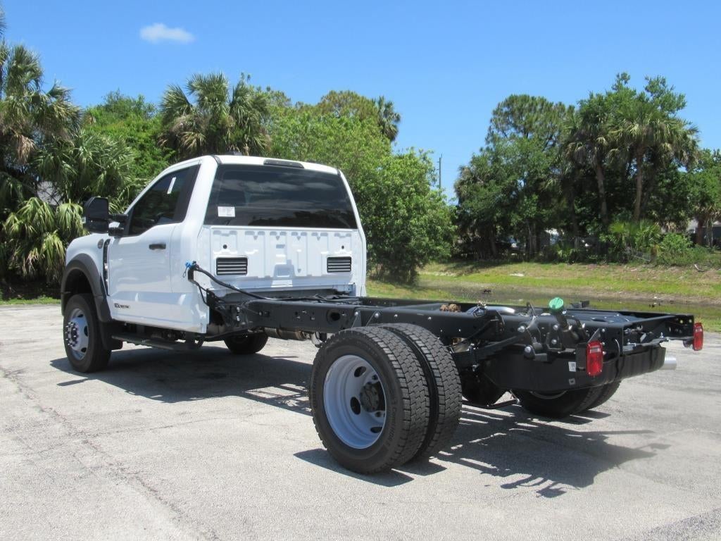 2024 Ford Super Duty F-550 DRW XL