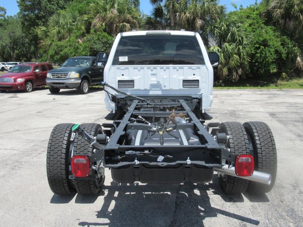 2024 Ford Super Duty F-550 DRW XL