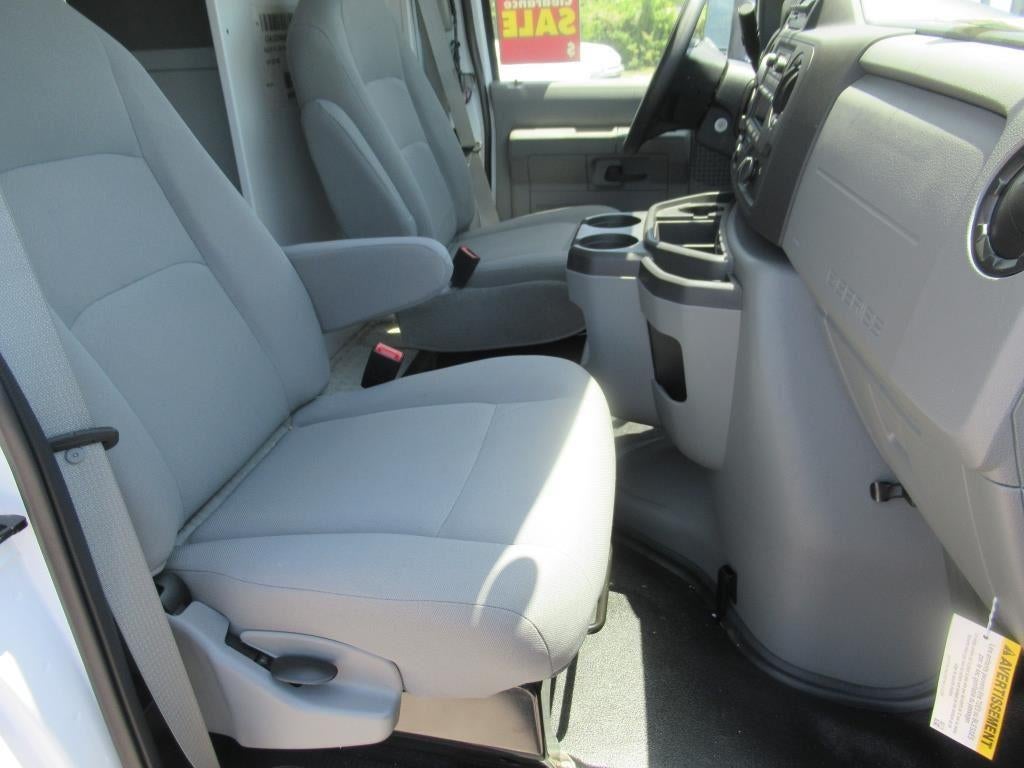 2024 Ford E-Series Cutaway E350