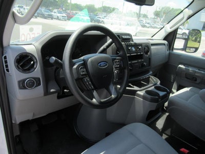 2024 Ford E-Series Cutaway E350