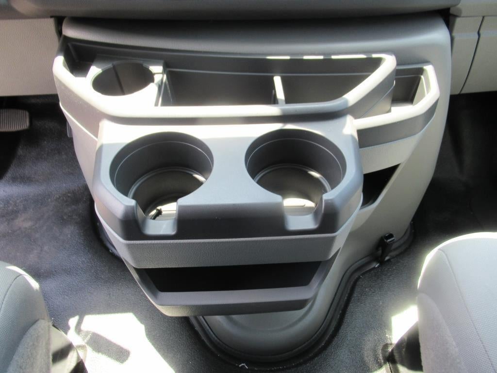 2024 Ford E-Series Cutaway E350