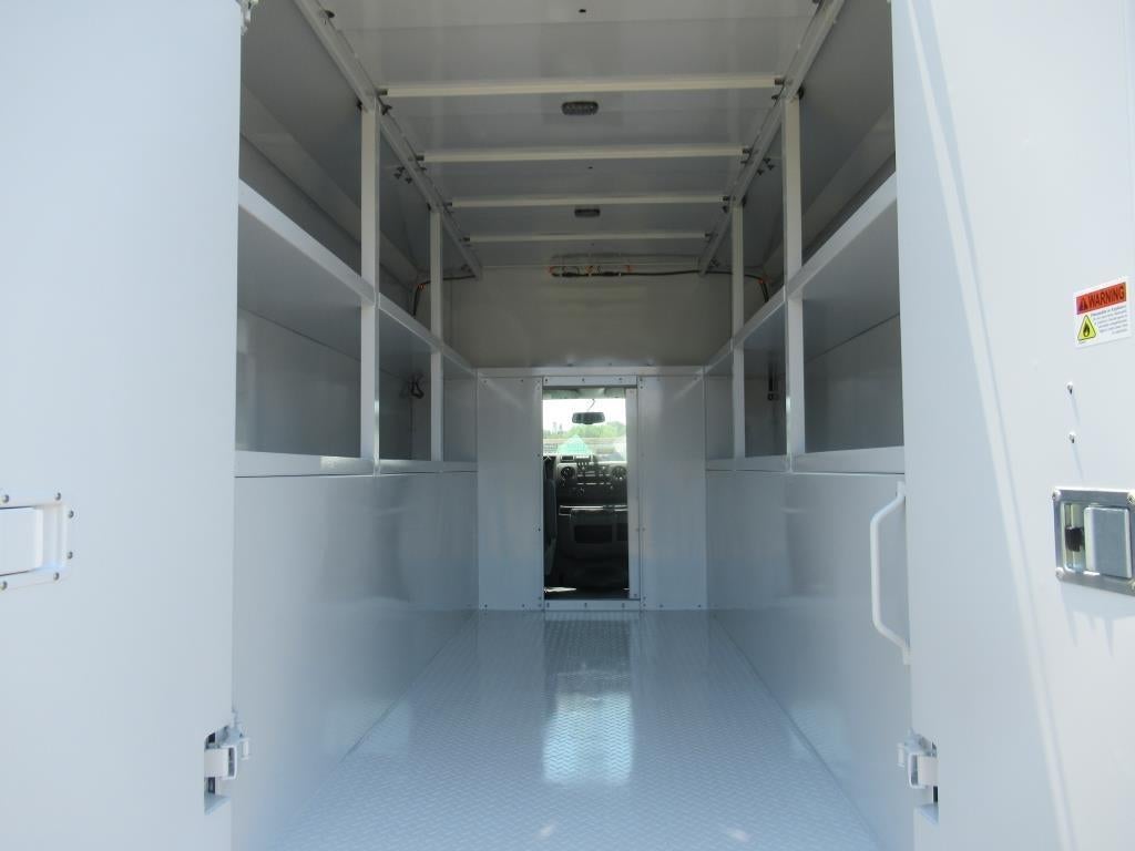 2024 Ford E-Series Cutaway E350