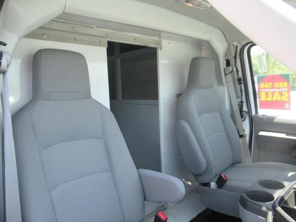 2024 Ford E-Series Cutaway E350