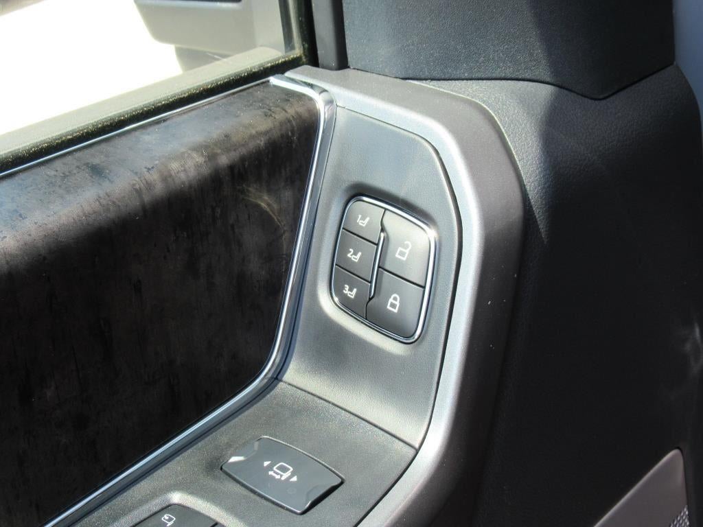 2025 Ford Super Duty F-250 SRW LARIAT