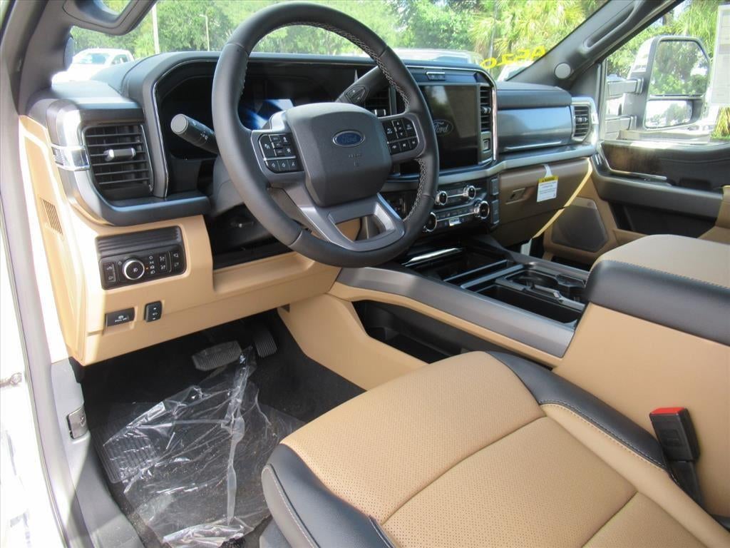 2026 Ford Super Duty F-350 SRW LARIAT