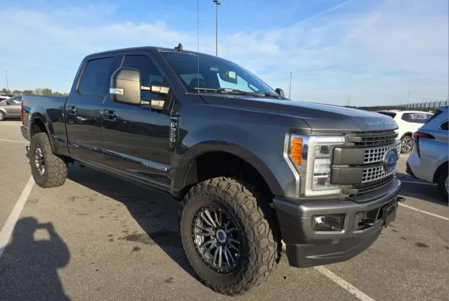 2019 Ford Super Duty F-350 SRW Platinum