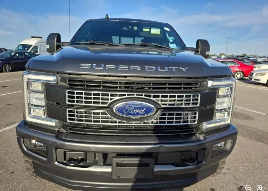 2019 Ford Super Duty F-350 SRW Platinum