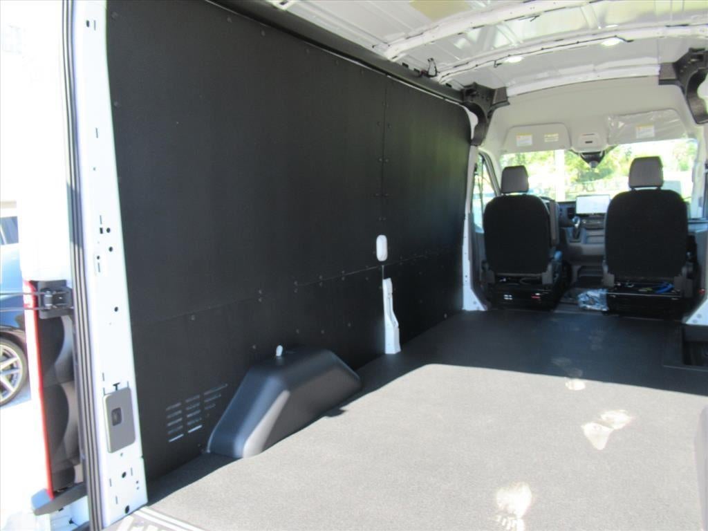 2026 Ford Transit Cargo Van Medium Roof