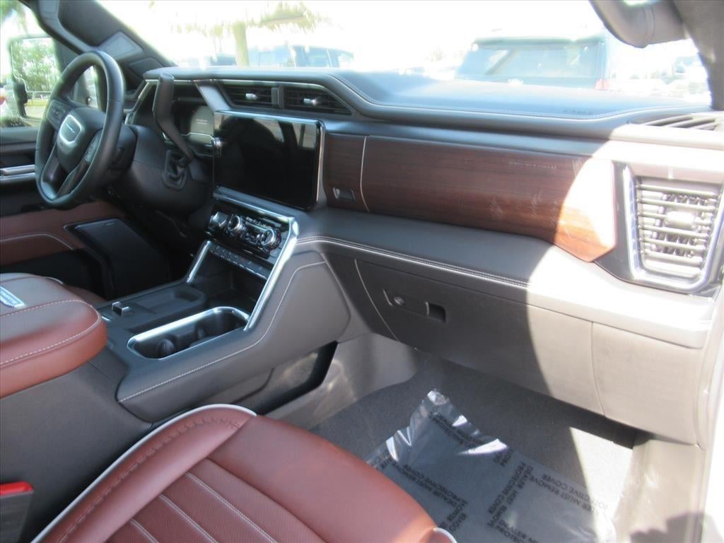 2025 GMC Sierra 3500HD Denali Ultimate