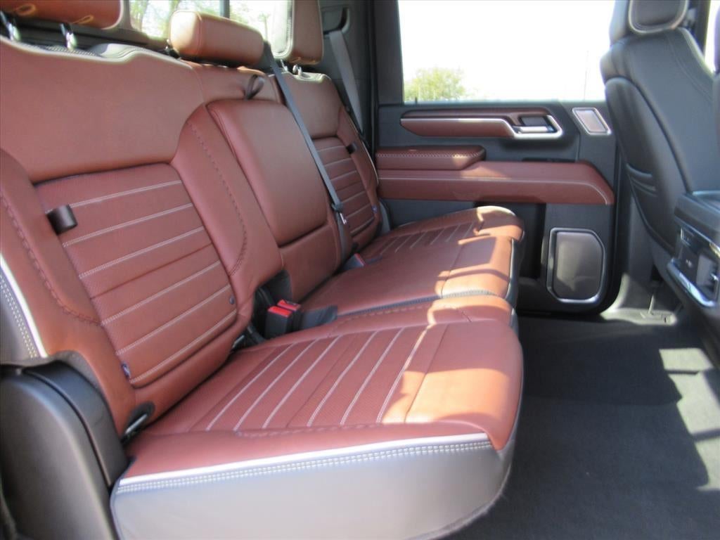 2025 GMC Sierra 3500HD Denali Ultimate