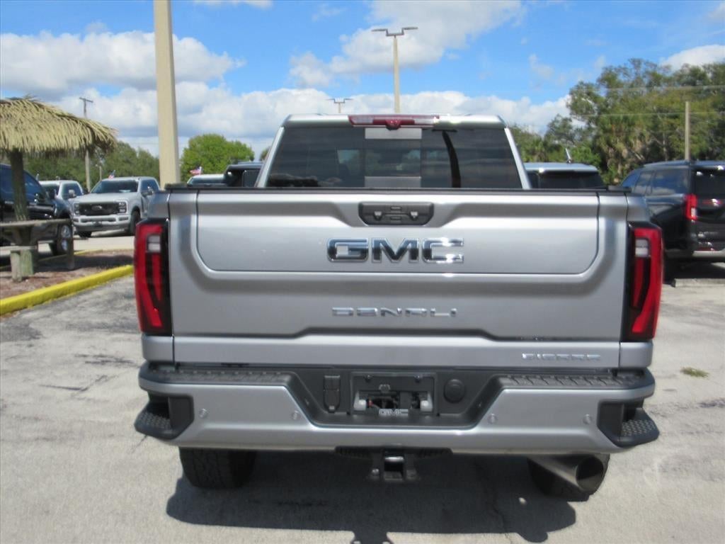 2025 GMC Sierra 3500HD Denali Ultimate