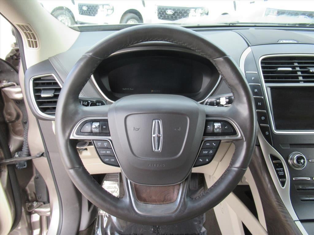 2019 Lincoln Nautilus Reserve