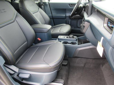 2025 Ford Maverick Lobo Standard