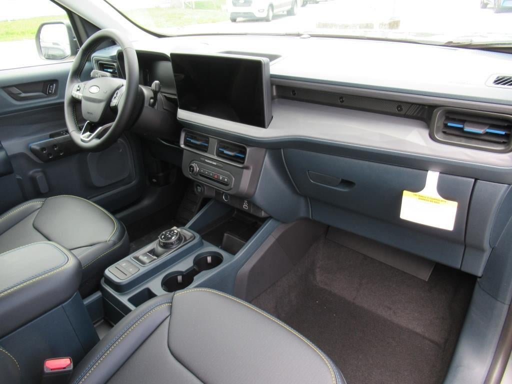 2025 Ford Maverick Lobo Standard