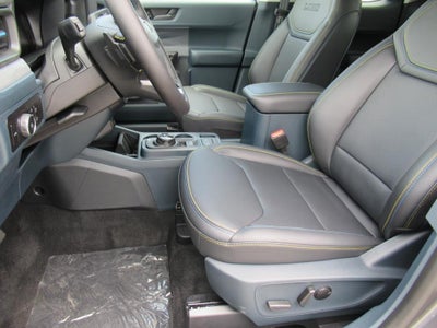 2025 Ford Maverick Lobo Standard