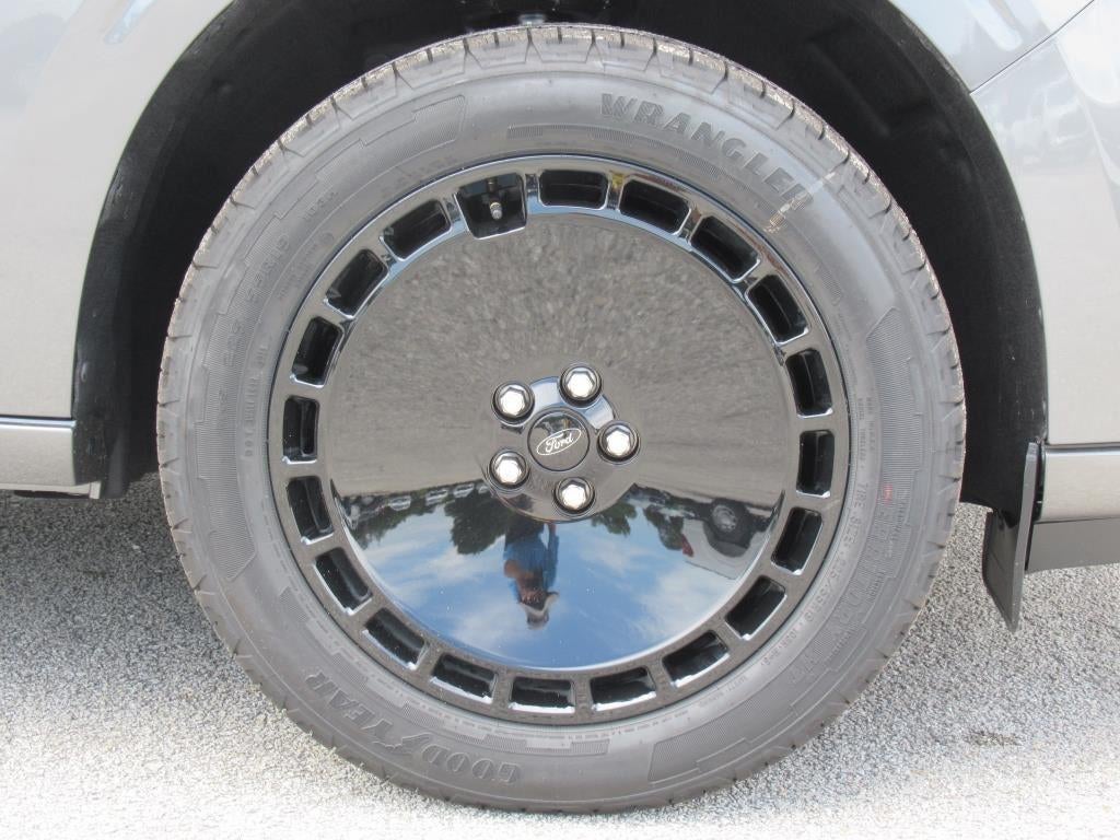 2025 Ford Maverick Lobo Standard