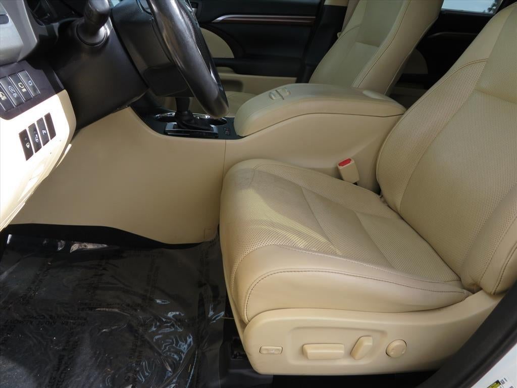 2017 Toyota Highlander Limited Platinum