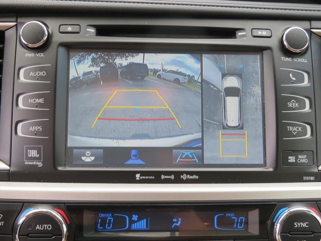 2017 Toyota Highlander Limited Platinum