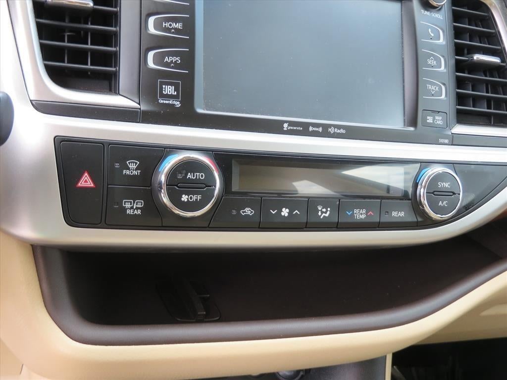 2017 Toyota Highlander Limited Platinum