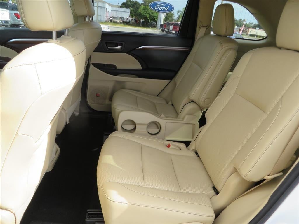 2017 Toyota Highlander Limited Platinum