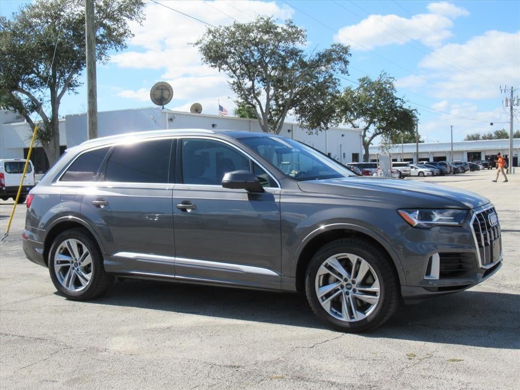 2021 Audi Q7 Premium Plus