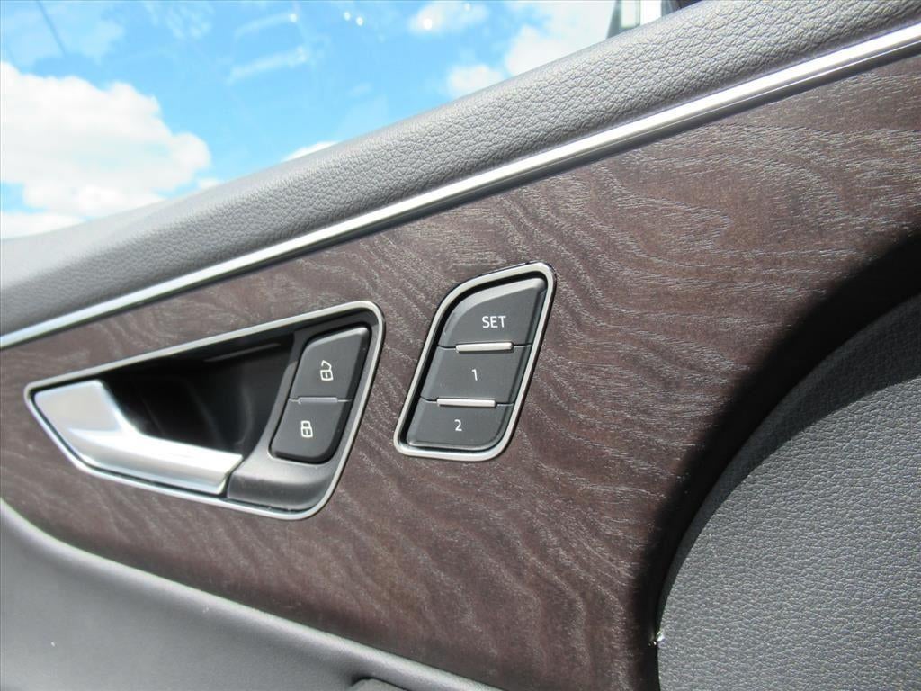 2021 Audi Q7 Premium Plus