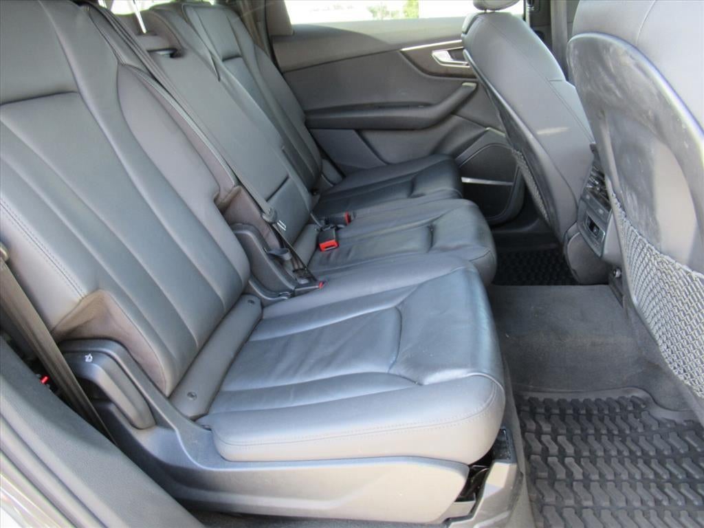 2021 Audi Q7 Premium Plus