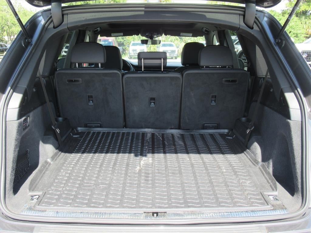 2021 Audi Q7 Premium Plus