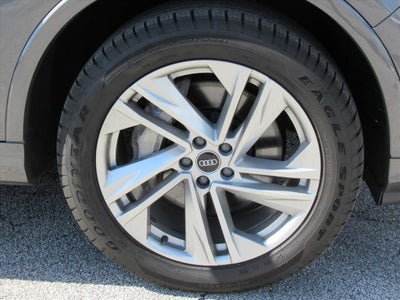 2021 Audi Q7 Premium Plus