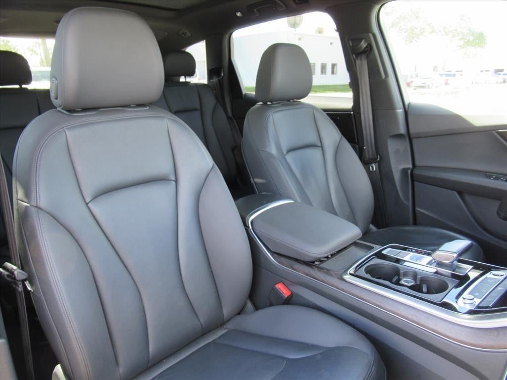 2021 Audi Q7 Premium Plus
