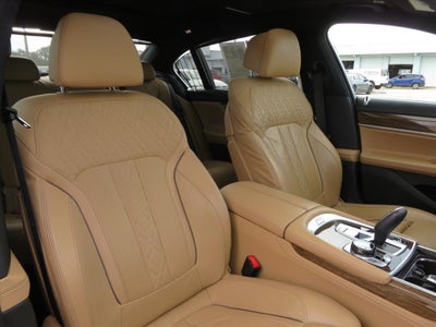 2018 BMW 7 Series 740i